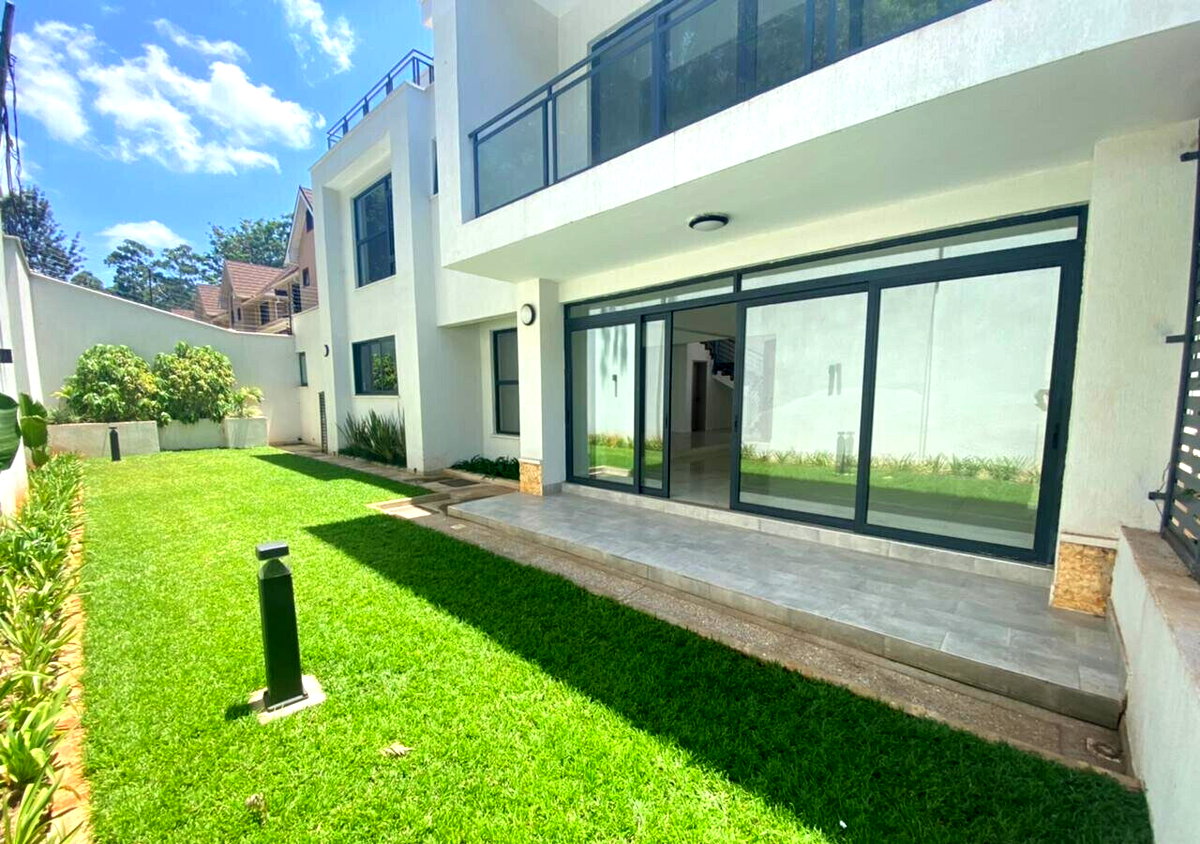 Executive 5-Ensuite Townhouse with Rooftop Terrace - Lavington