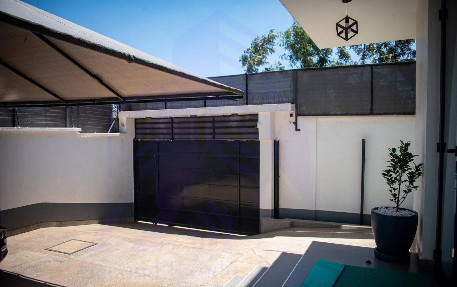 4BR Villa with Breathtaking Views & Ready Title - Kerarapon