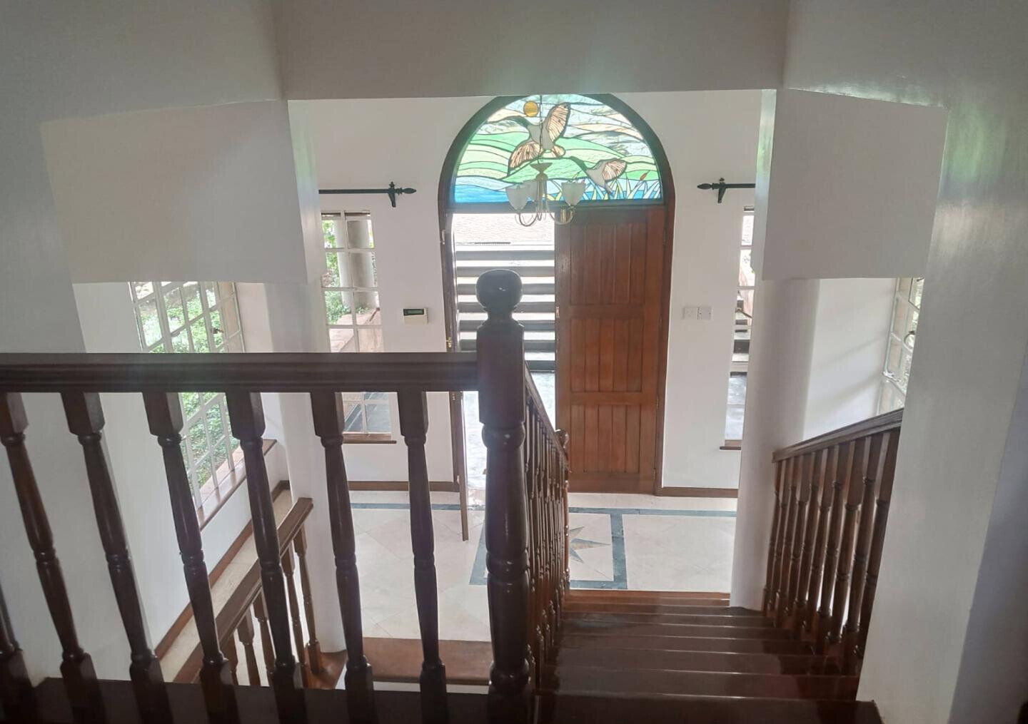 0.15 Acre 5BR Haven with Garden