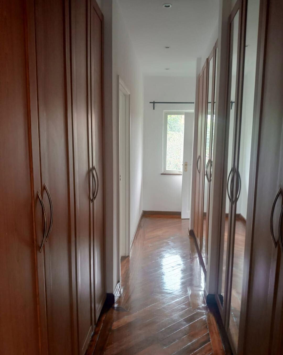 0.15 Acre 5BR Haven with Garden