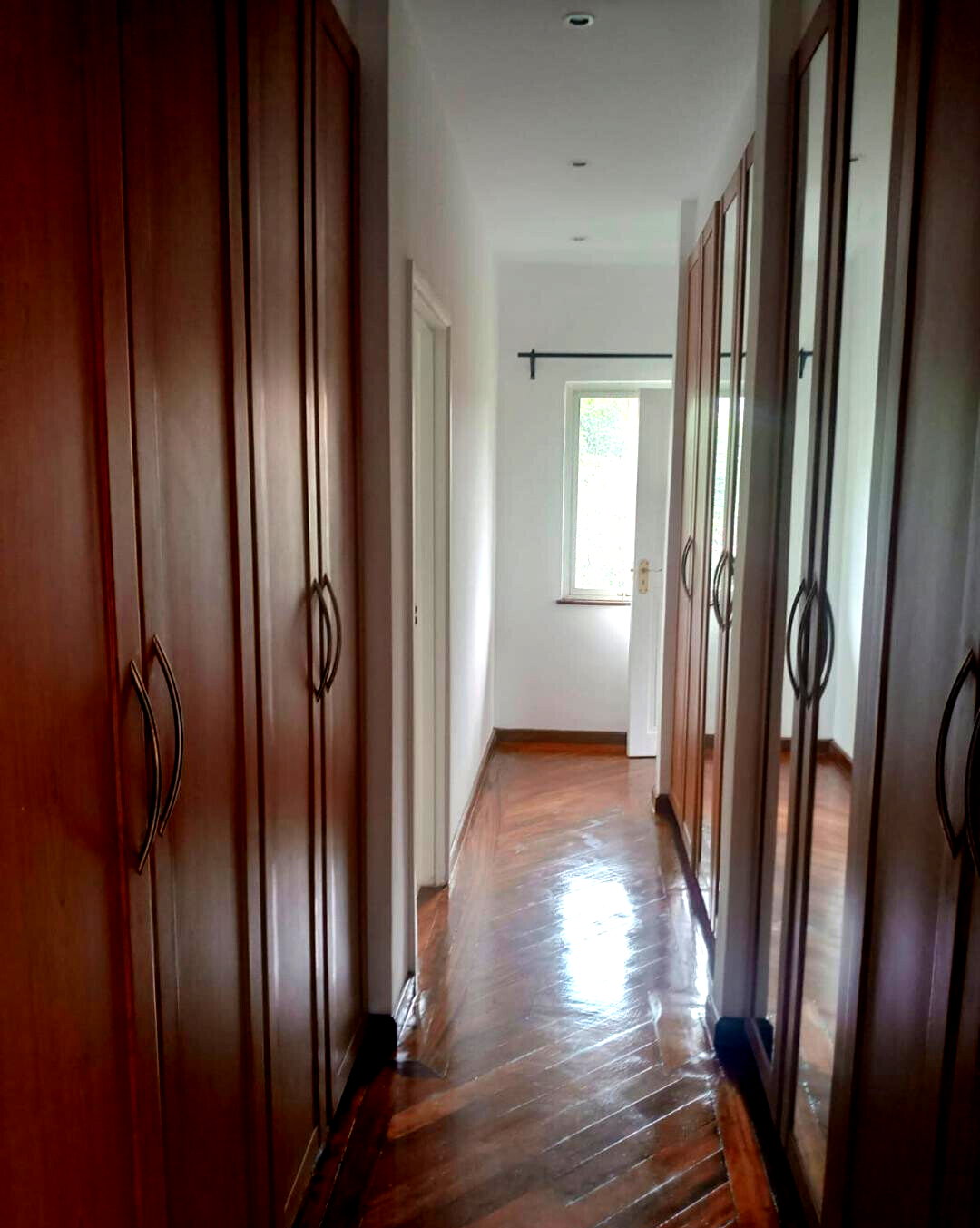0.15 Acre 5BR Haven with Garden