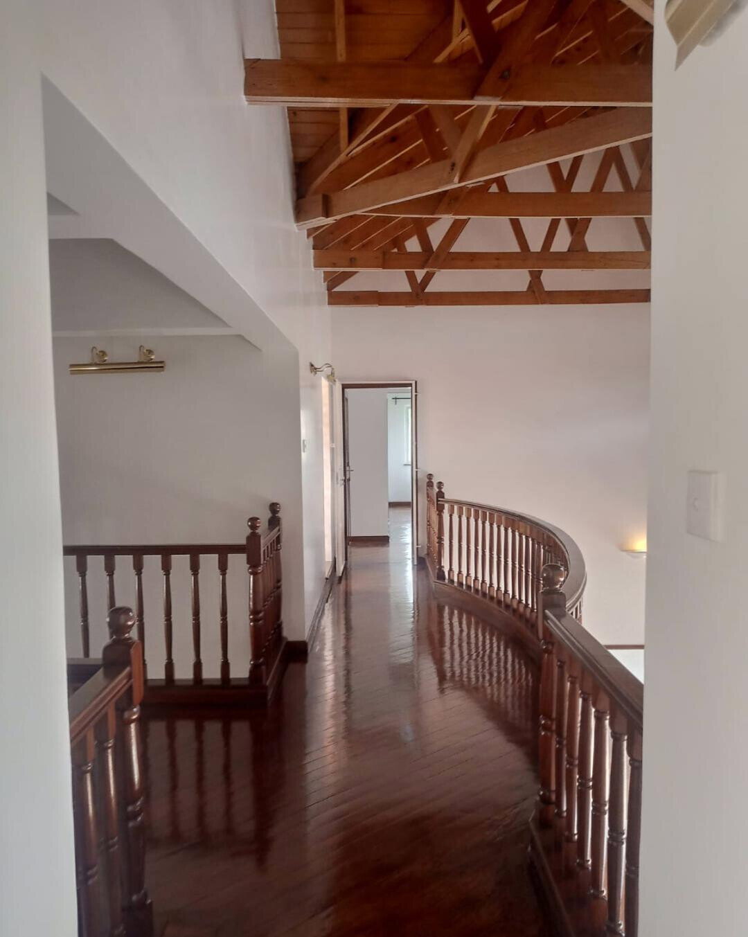 0.15 Acre 5BR Haven with Garden