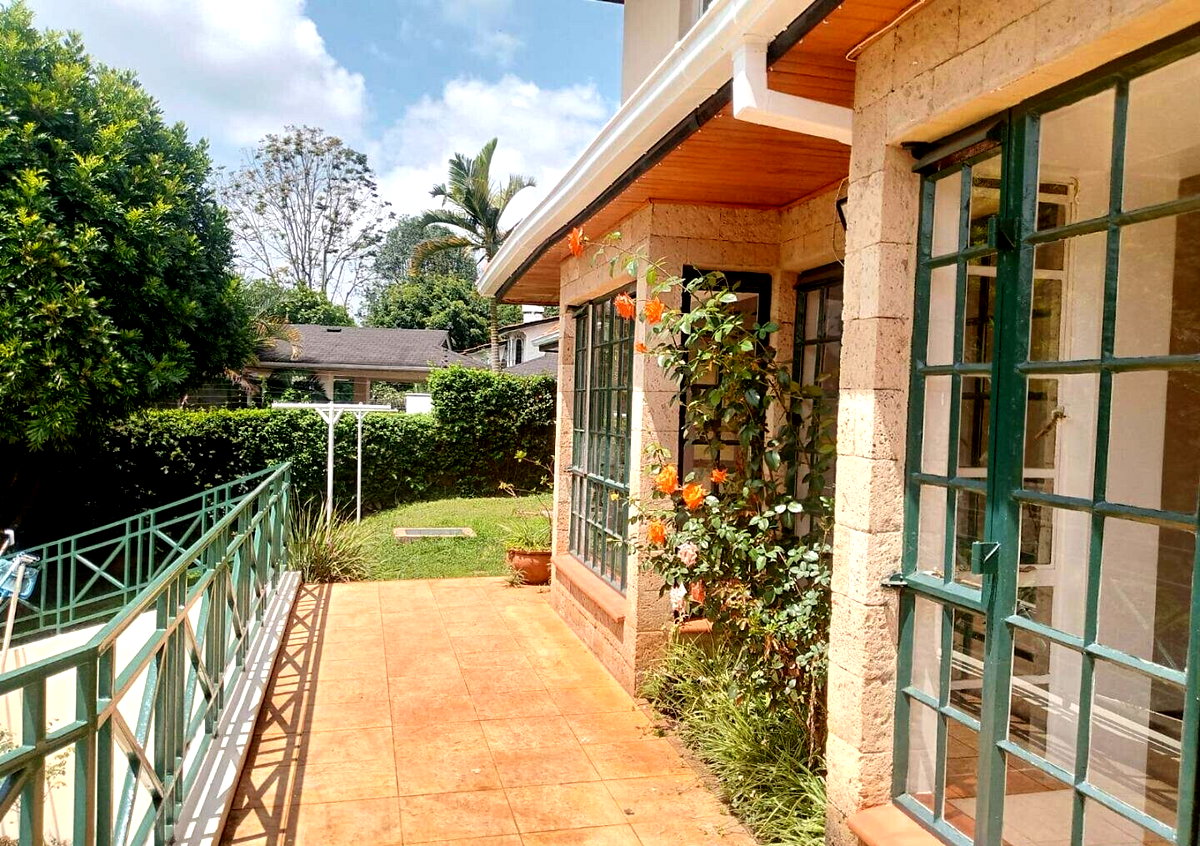 0.15 Acre 5BR Haven with Garden