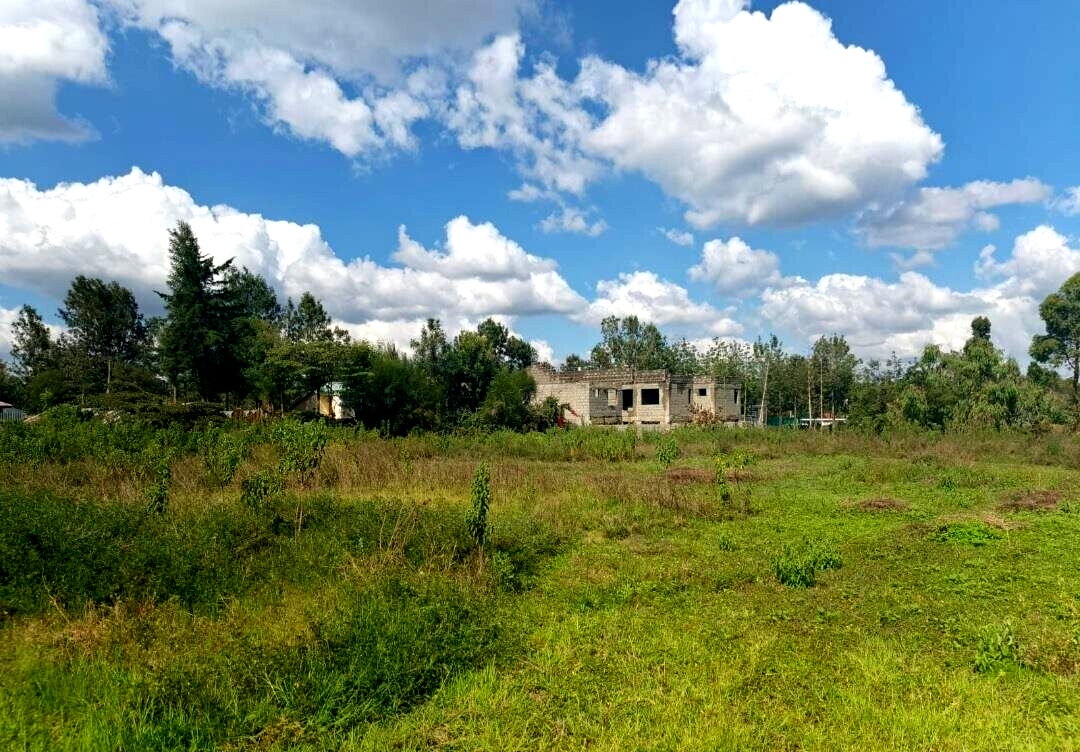 50x100 Plot for KSh 3.5M in Kajiado CBD