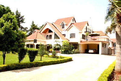 7 Bedroom House for Sale in Nyari Nairobi - Image 2