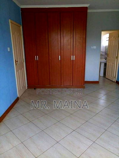 3bdrm Maisonette in Greenspan Estate for sale - Image 1
