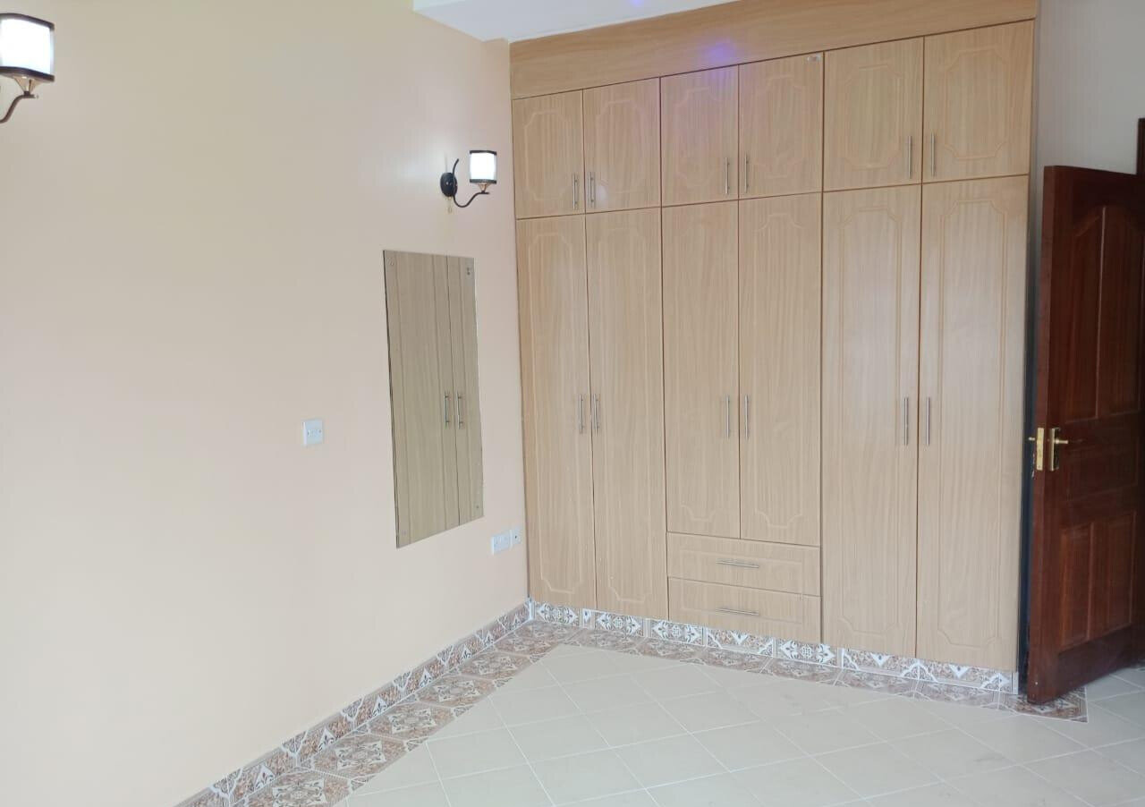 4BR Maisonette with Ready Title - Donholm
