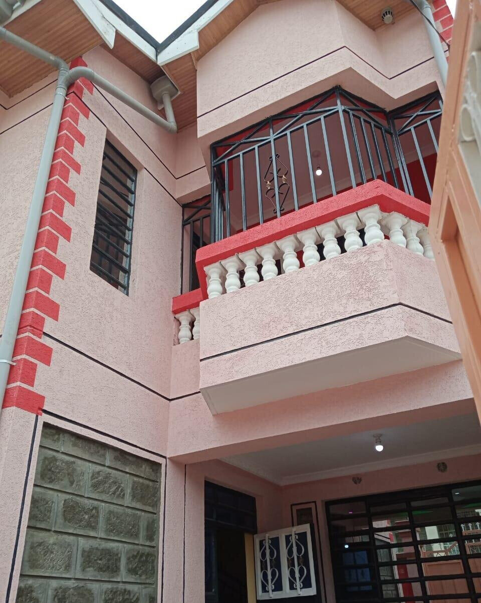 4BR Maisonette with Ready Title - Donholm