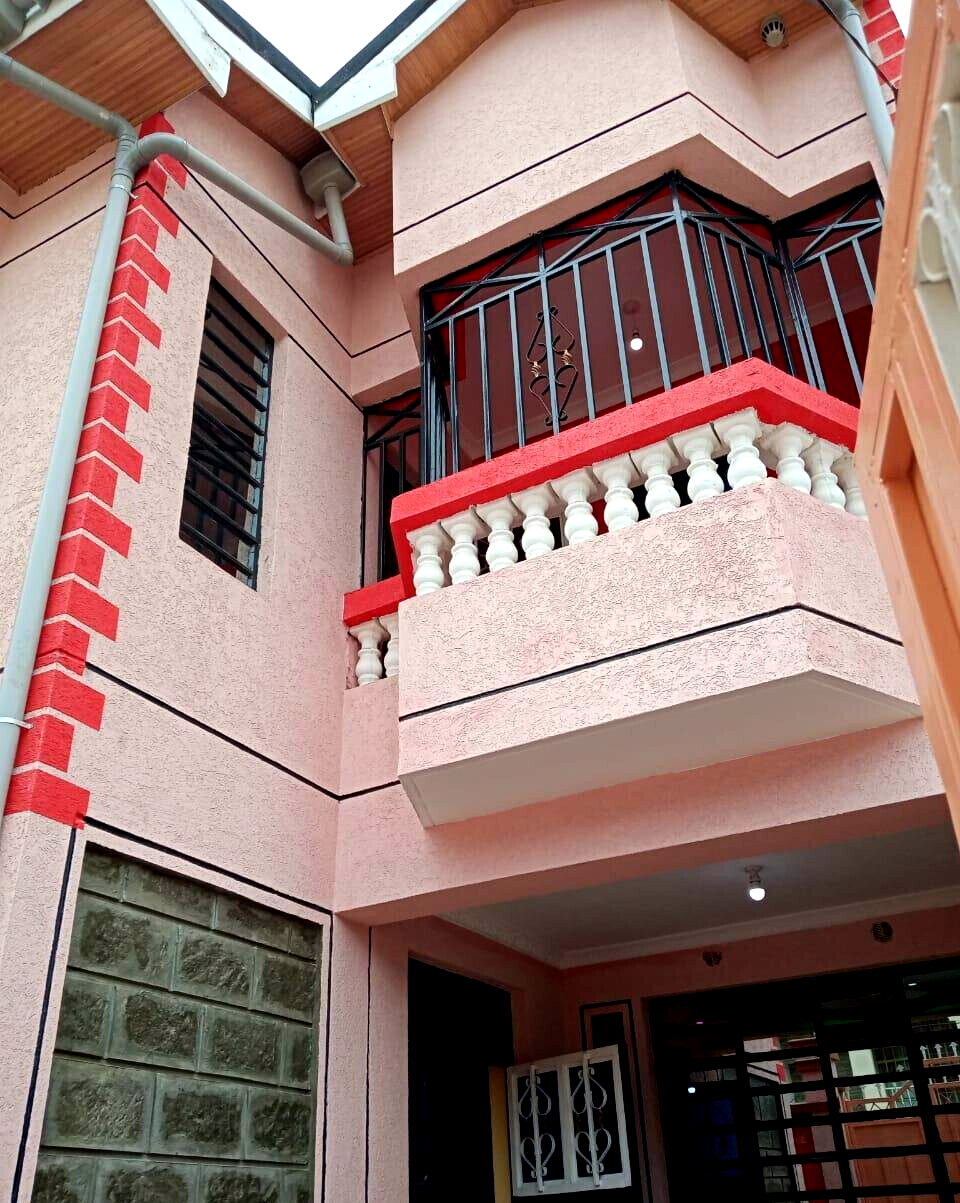 4BR Maisonette with Ready Title - Donholm