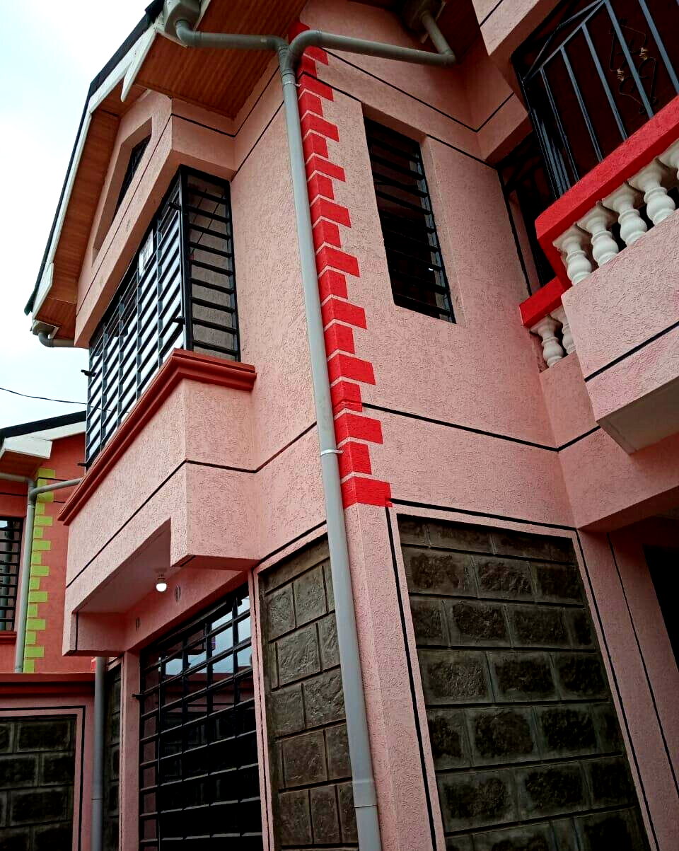 4BR Maisonette with Ready Title - Donholm