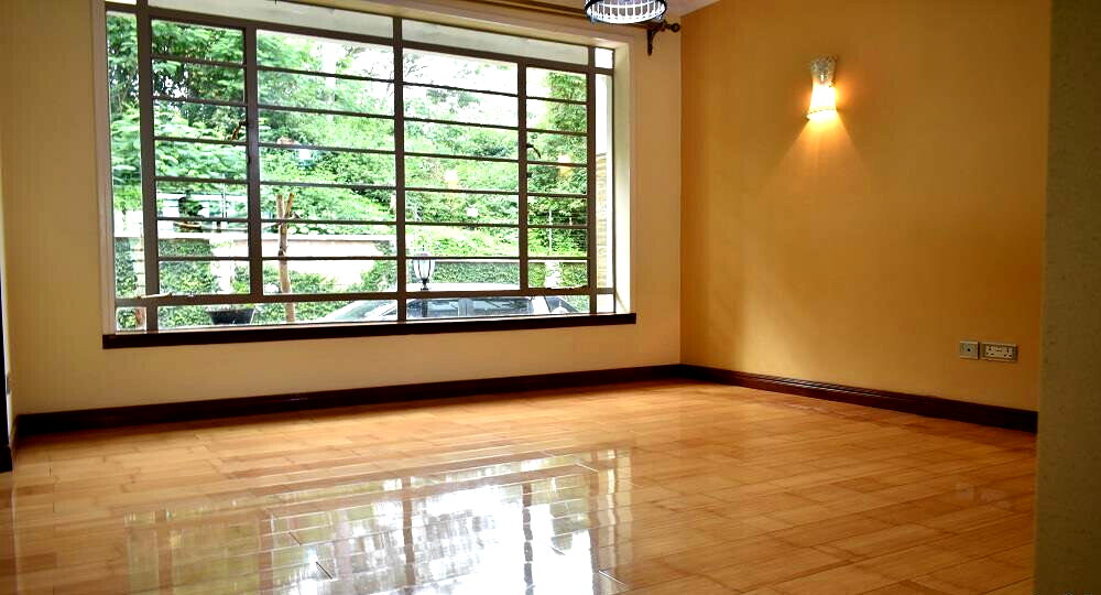 5-Ensuite Townhouse with DSQ & Inverter - Spring Valley