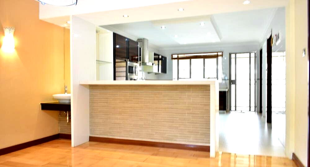 5-Ensuite Townhouse with DSQ & Inverter - Spring Valley
