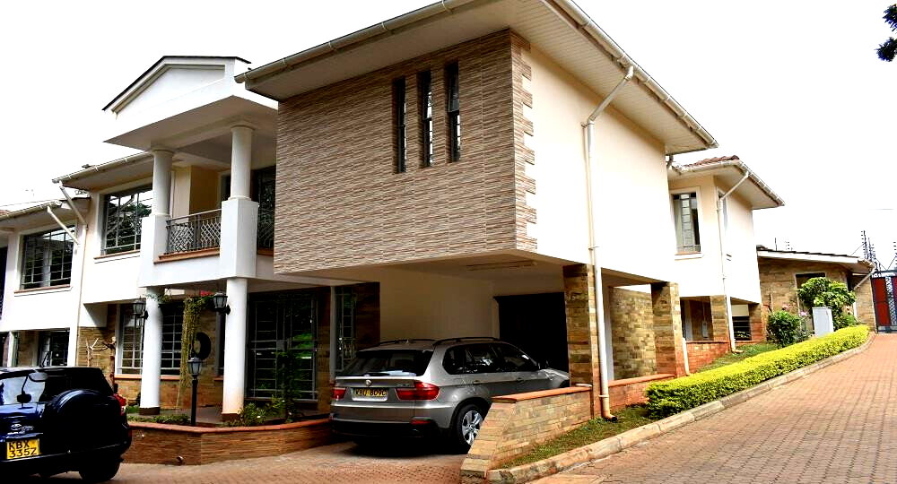 5-Ensuite Townhouse with DSQ & Inverter - Spring Valley