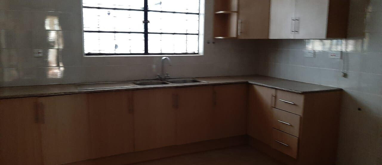 4-Ensuite Townhouse with TV Room & Pantry - Lower Kabete