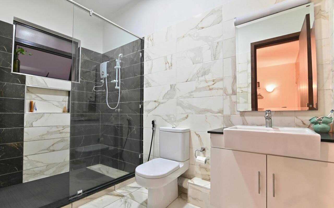 3BR All-Ensuite with Heated Pool & Pet-Friendly Policy - Spring Valley