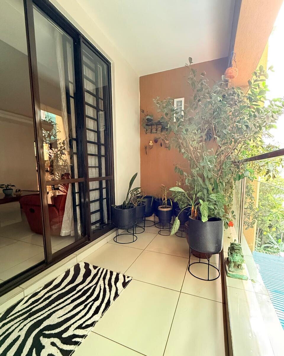 3BR All-Ensuite with Heated Pool & Pet-Friendly Policy - Spring Valley