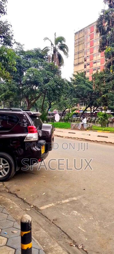 Big Office Space for Partitioning 19000sqft - Image 4