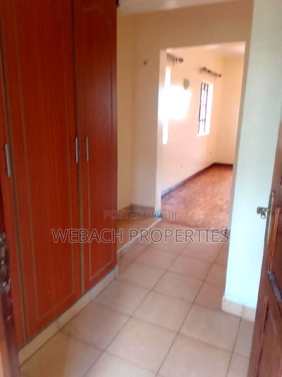 5bdrm Mansion in Kiungani Road, Gateway Mall Area for sale - Image 3
