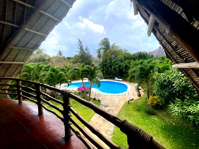 Fabulous Villa for Short Holiday - Image 3