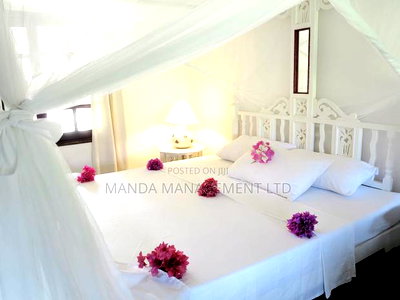 Fabulous Villa for Short Holiday - Image 5