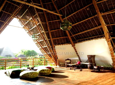 Fabulous Villa for Short Holiday - Image 4