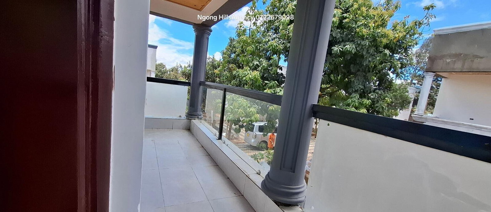 4BR Townhouse with Wooden Floors & Private Balcony - Ngong