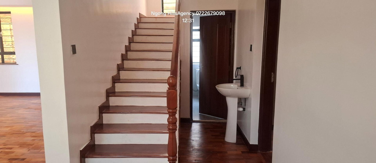 4BR Townhouse with Wooden Floors & Private Balcony - Ngong
