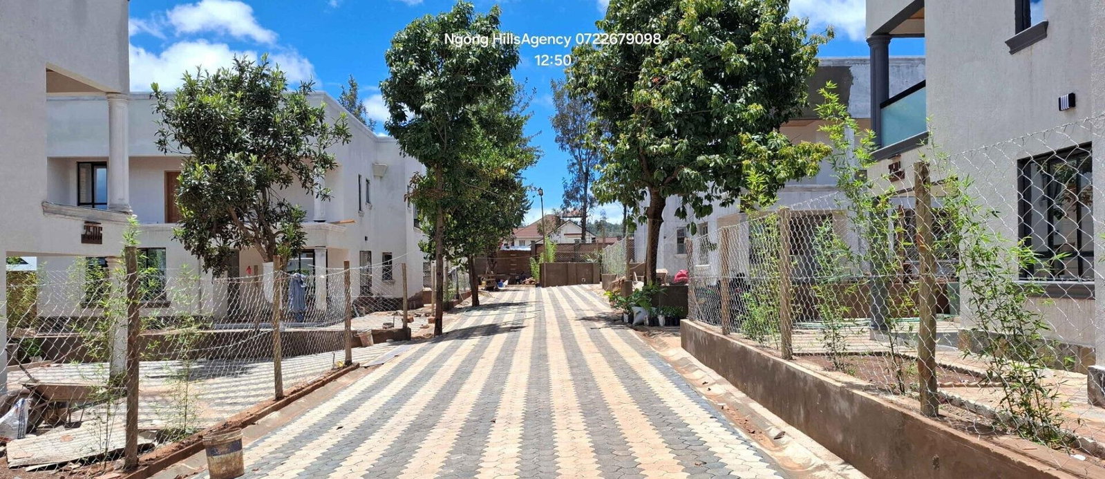 4BR Townhouse with Wooden Floors & Private Balcony - Ngong
