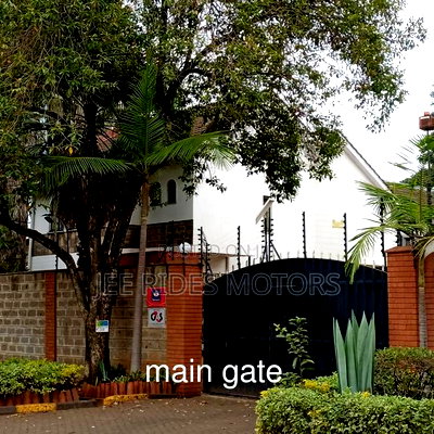 Furnished 4bdrm Townhouse/Terrace for sale - Image 14