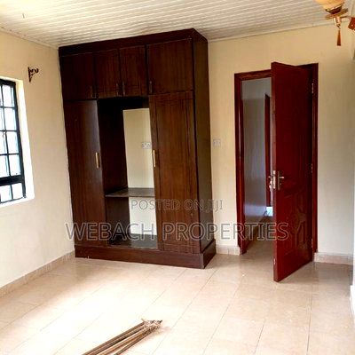 3bdrm Shared Apartment in Chady Link, Gateway Mall Area for rent - Image 9