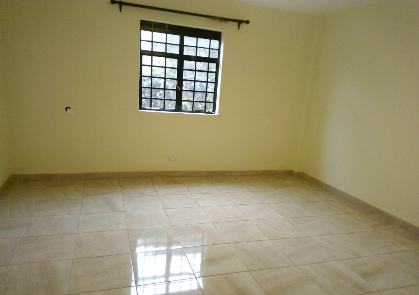 4BR All-Ensuite Townhouse with Jacuzzi & Fireplace - New Runda