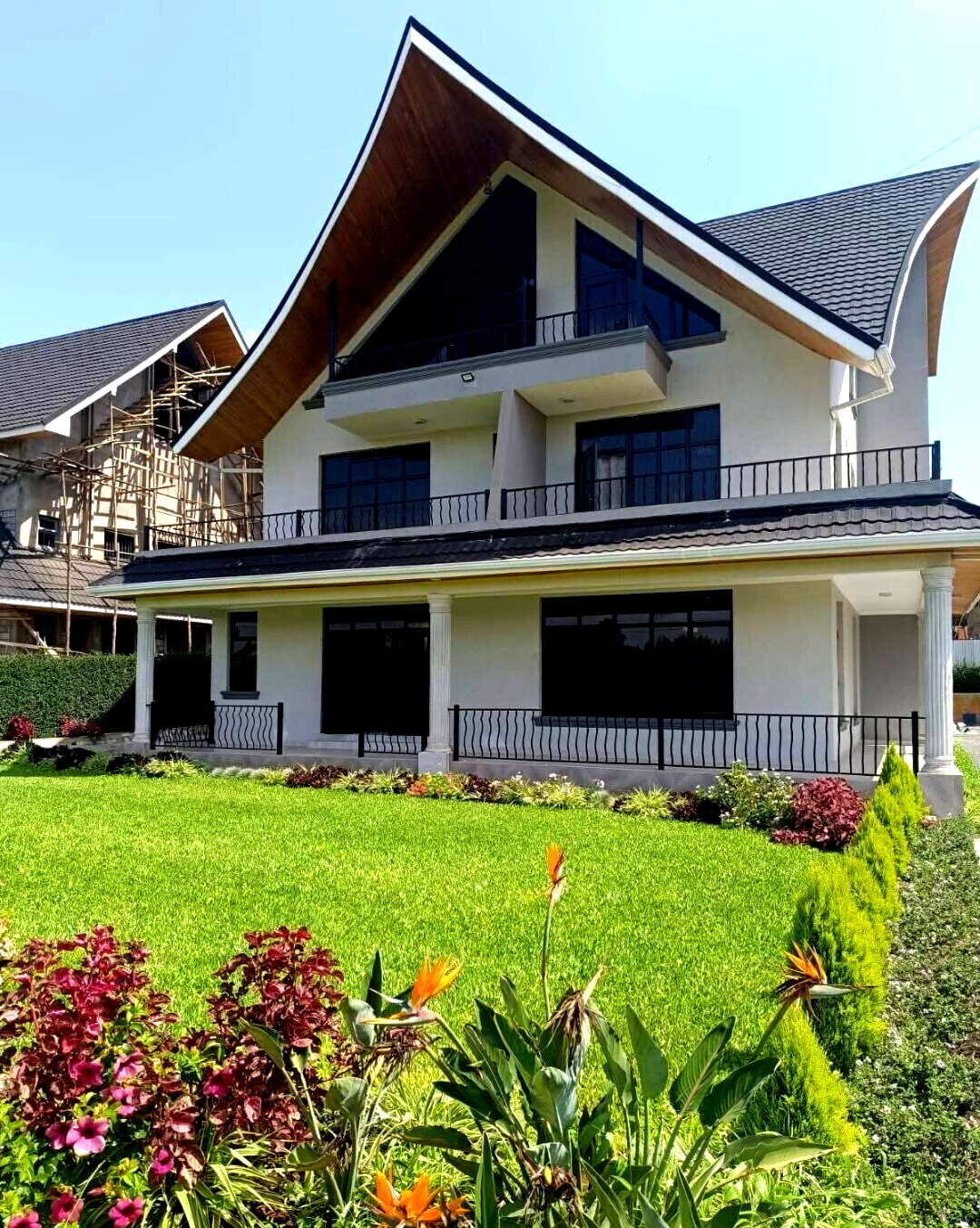 5BR All-Ensuite Mansion on Quarter Acre – Daykio Bustani, Ruiru