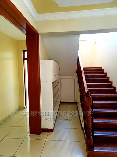4bdrm Mansion in Mutero Kirarapion for rent - Image 2