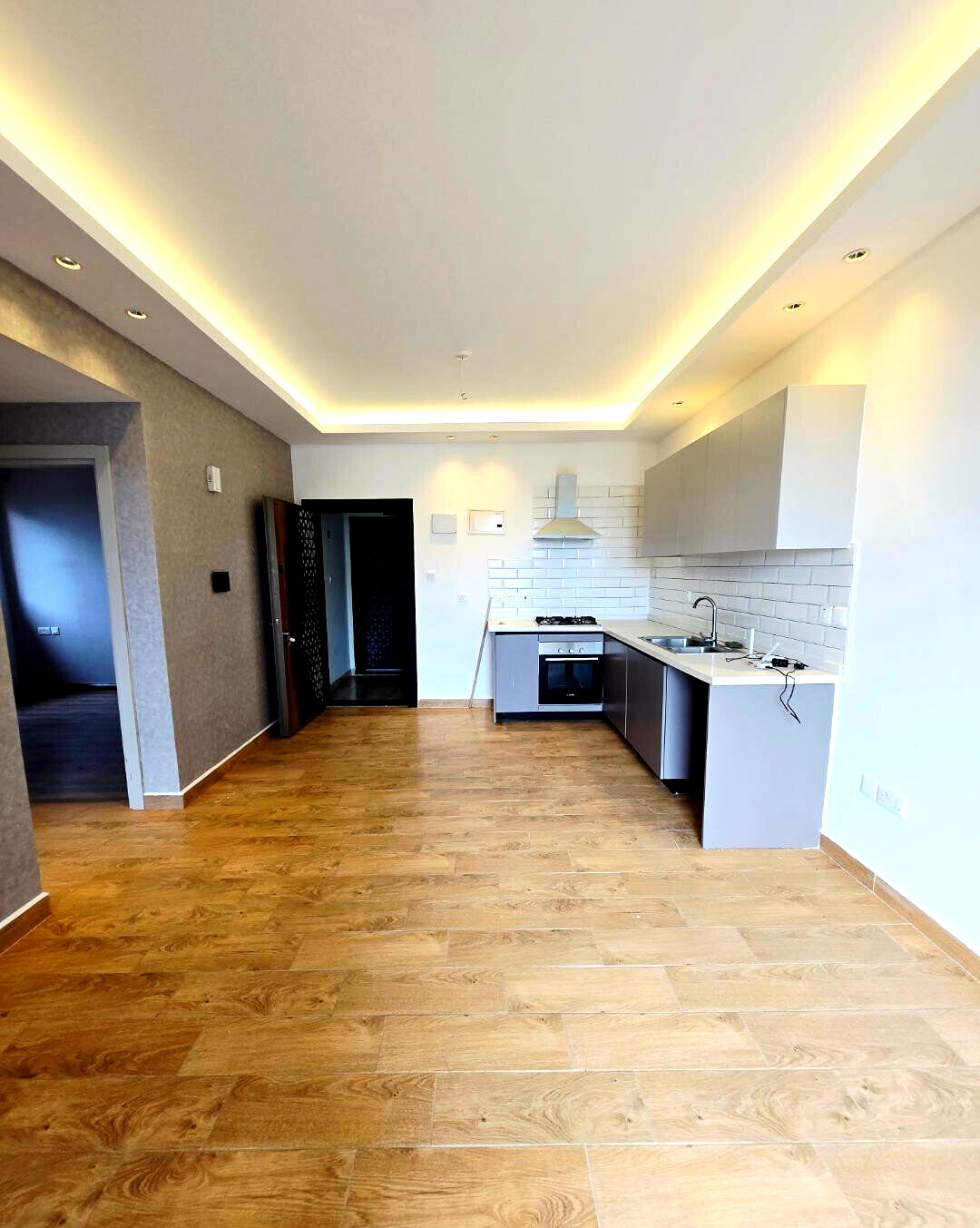 3BR Manhattan-Style Apartment with Heated Pool - Kilimani