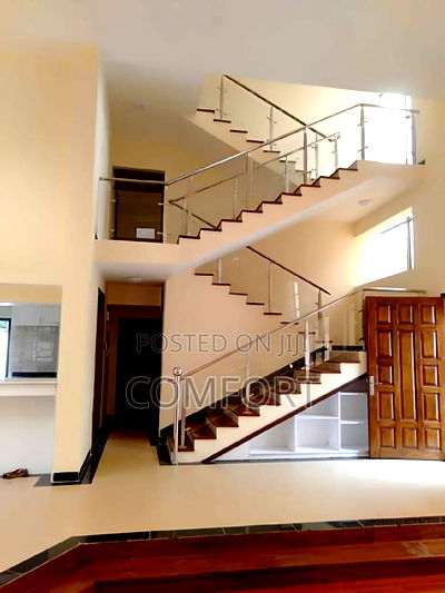 5bdrm Townhouse / Terrace in Lavington for rent - Image 3