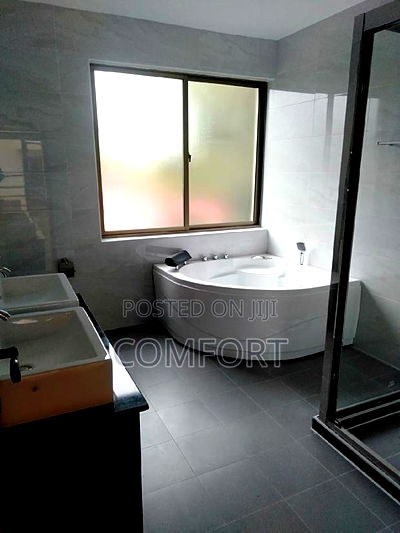 5bdrm Townhouse / Terrace in Lavington for rent - Image 9