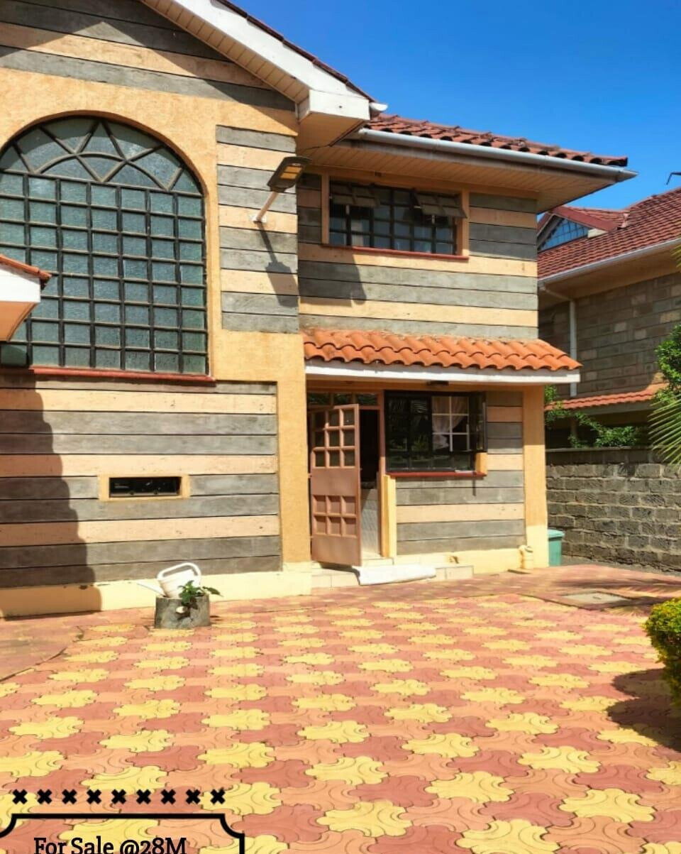 50x100 Townhouse with Title Deed - Kahawa West