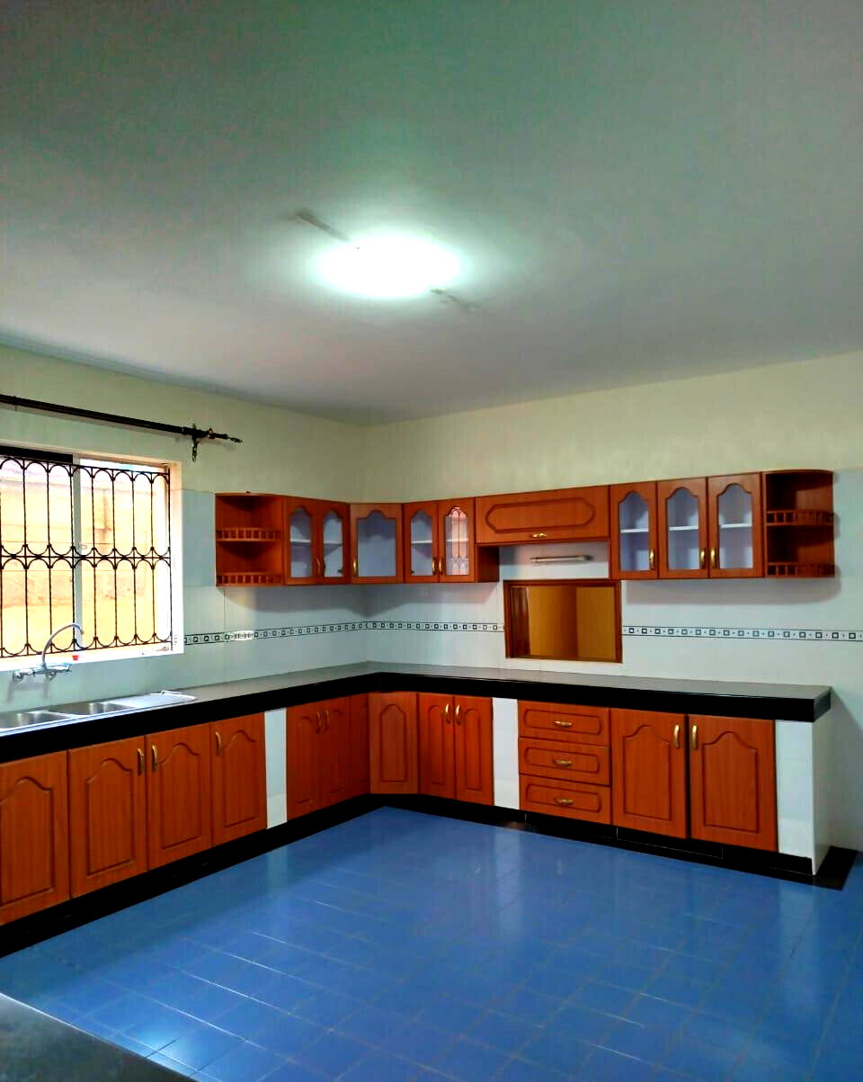 6BR Garden Home with Parking at KSh 220K