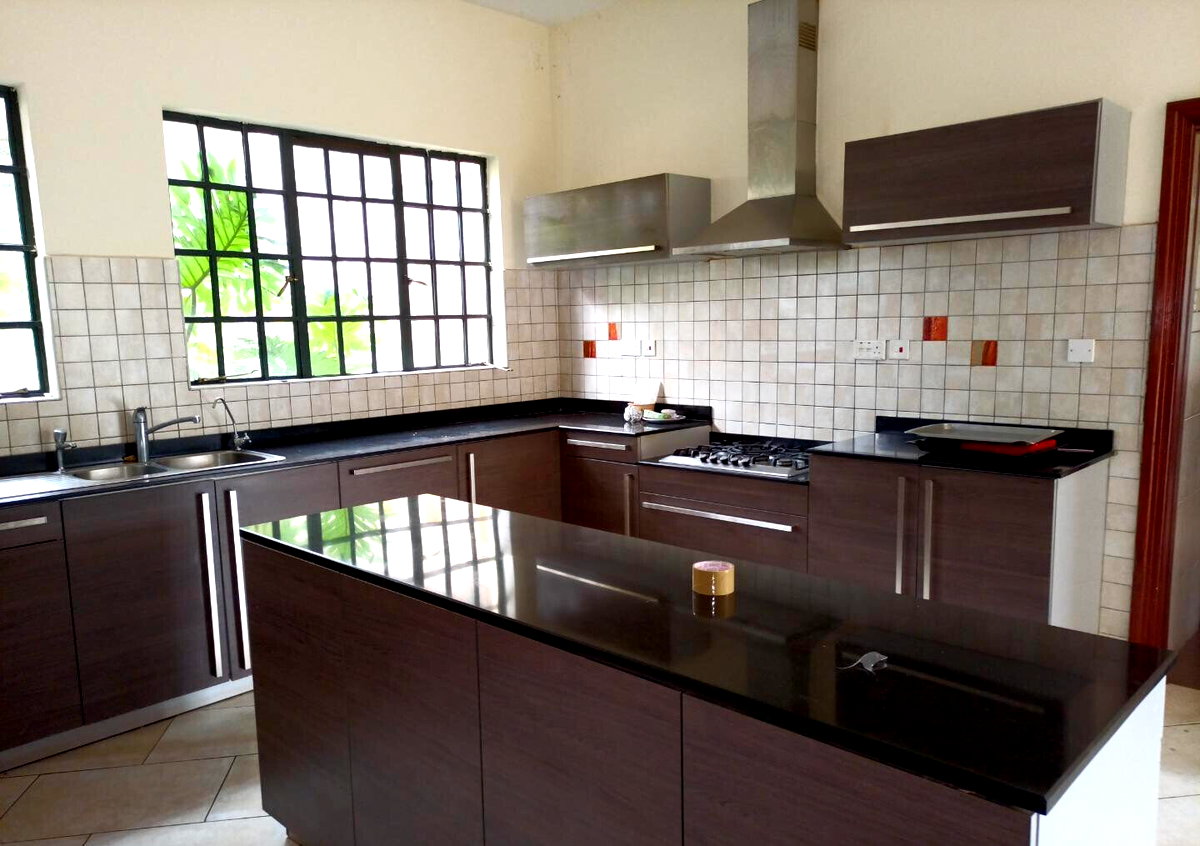 5-Ensuite Townhouse with Servant Quarter - Lower Kabete