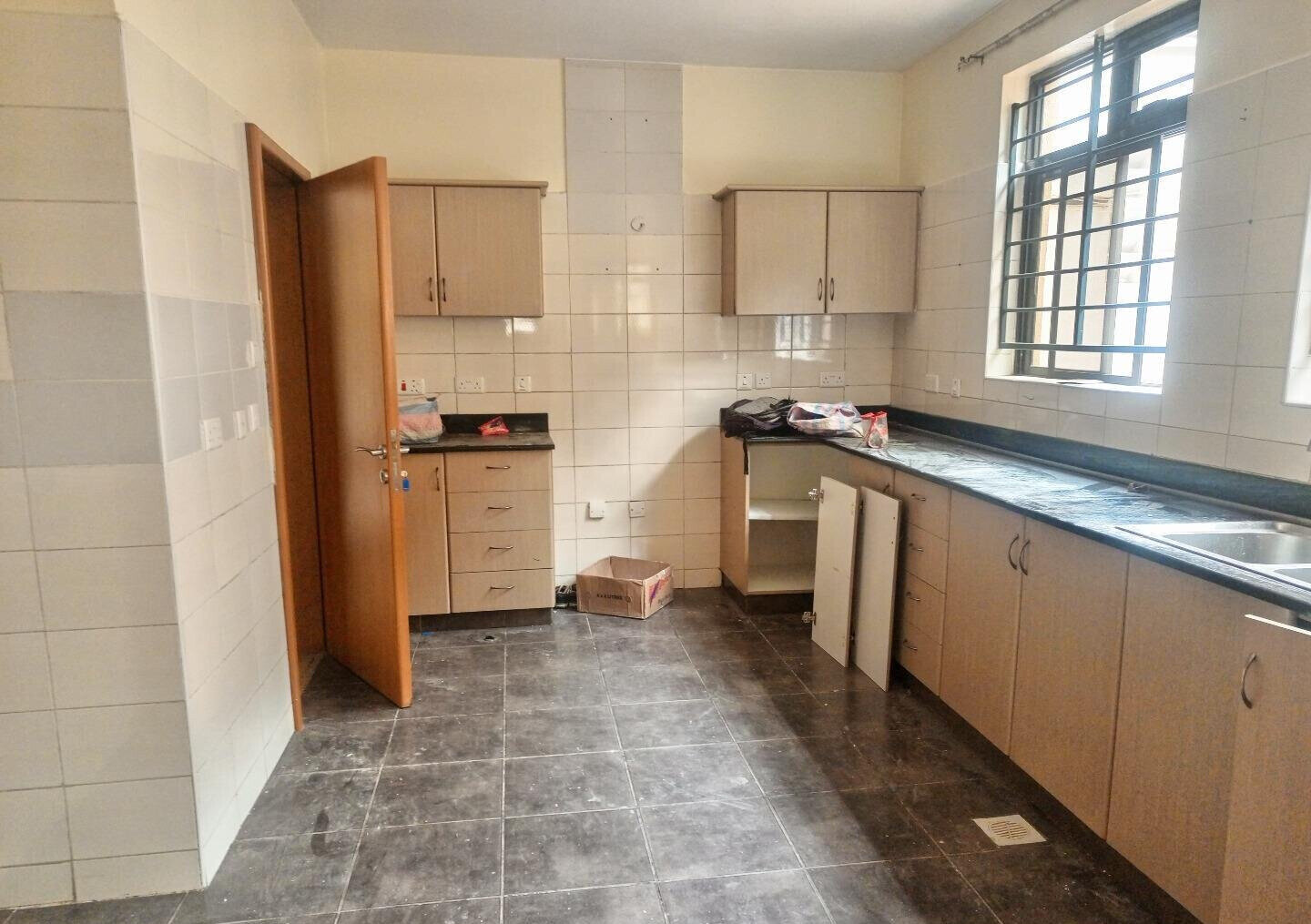 6-Ensuite Townhouse with Premium Finishes & Borehole - Lavington