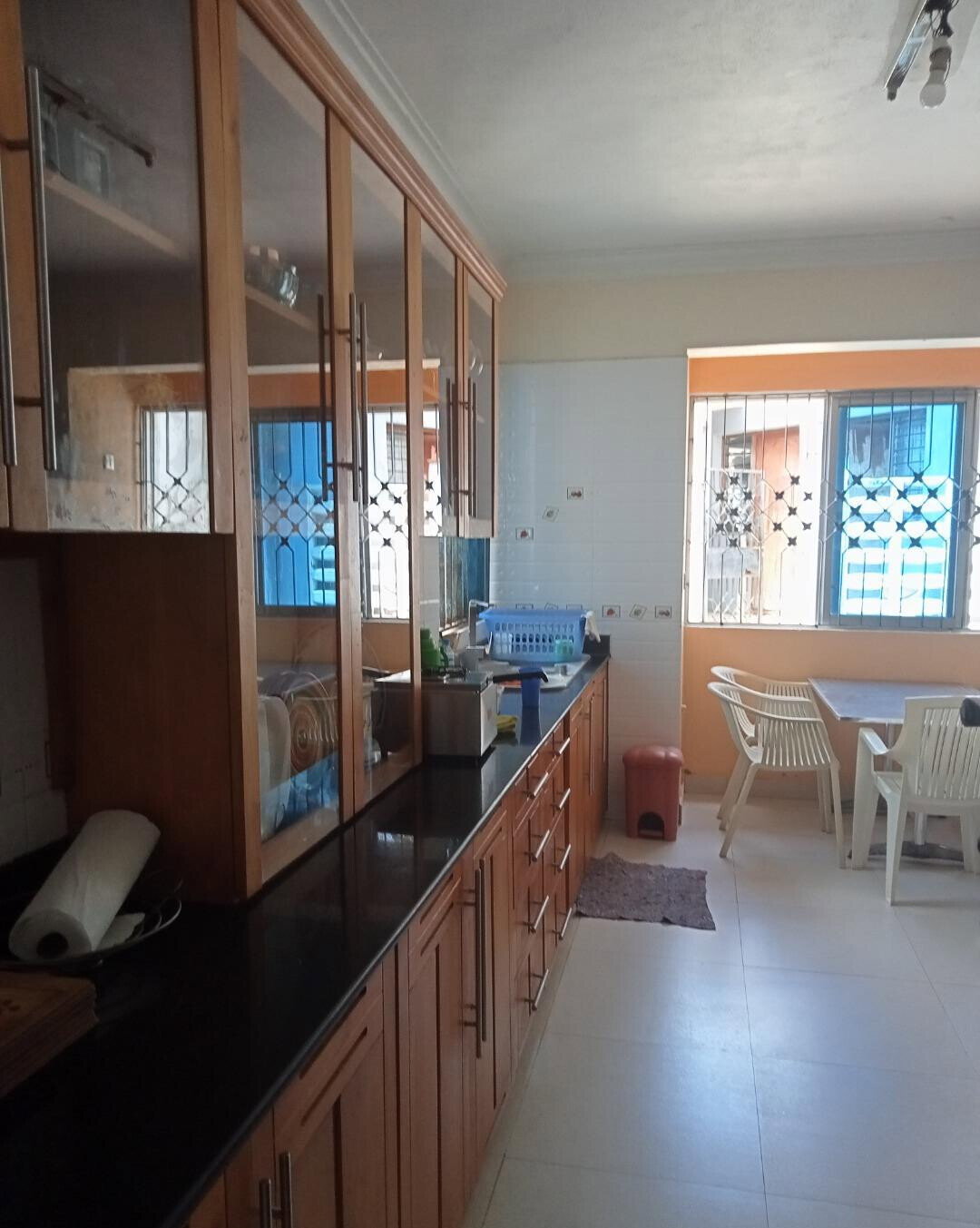 4BR Townhouse on Quarter Acre with Garden - Beach Road, Nyali