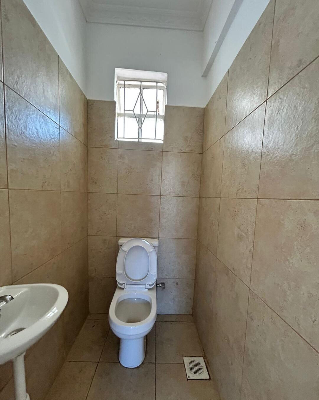 Half-Acre 4BR Farmhouse in Kiambu