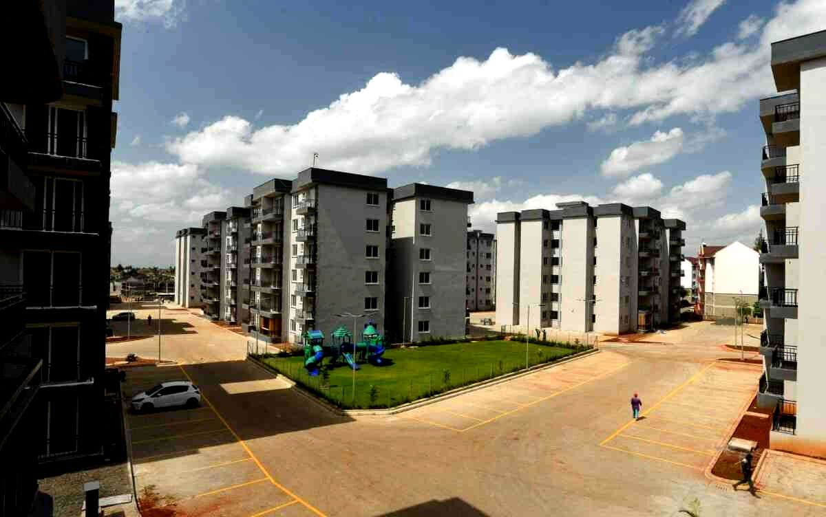 3BR with DSQ & Lift Access on 6.2 Acres - Syokimau