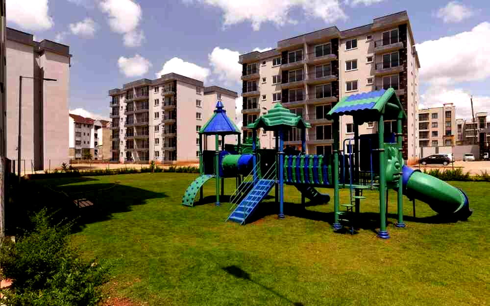 3BR with DSQ & Lift Access on 6.2 Acres - Syokimau