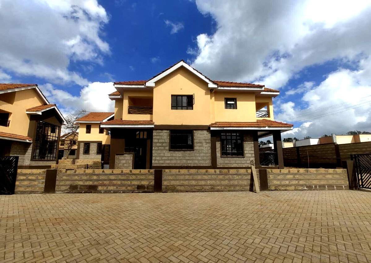 4BR Maisonette with Custom Finishes & Title Deed - Rimpa, Rongai