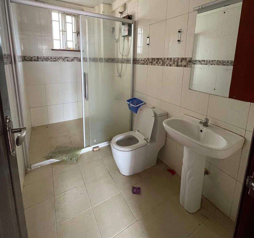 3BR House with Parking at KSh 80K