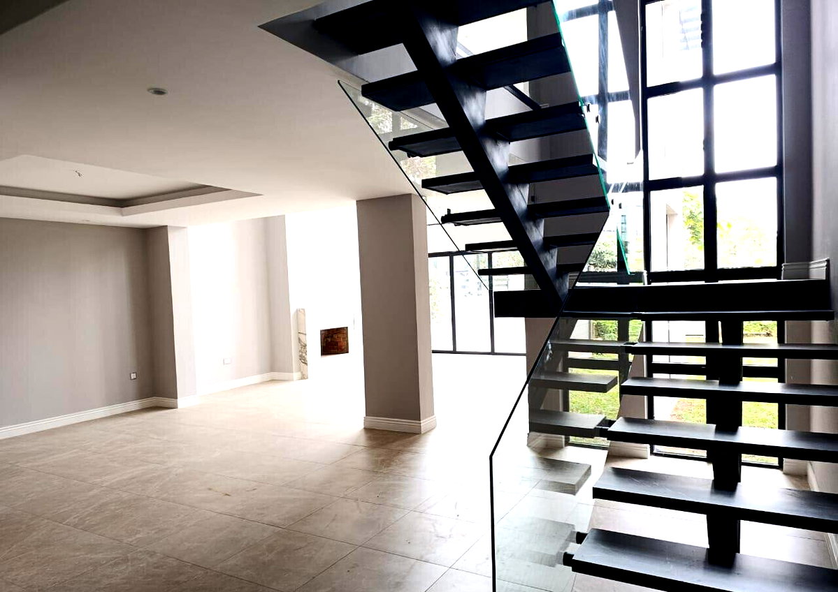 4BR Townhouse with Study & DSQ Next to International Schools - Runda