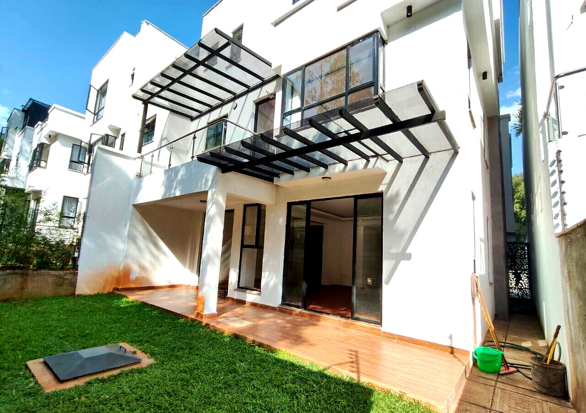 4 En-Suite Townhouse with Pool, Gym & Pet-Friendly Garden - Kitisuru