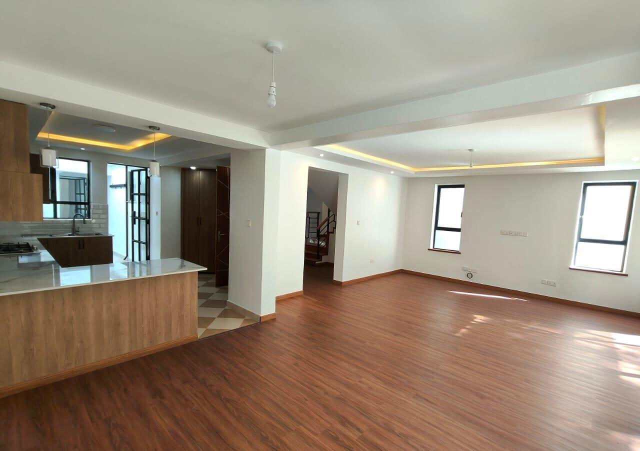 4 En-Suite Townhouse with Pool, Gym & Pet-Friendly Garden - Kitisuru