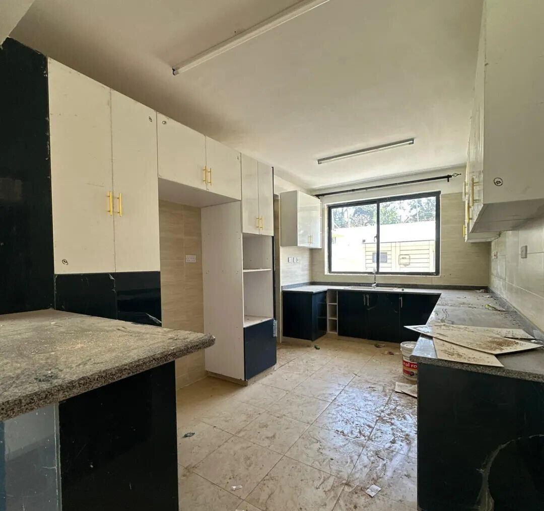 4-Ensuite Villa with DSQ & Rooftop Terrace - Lavington